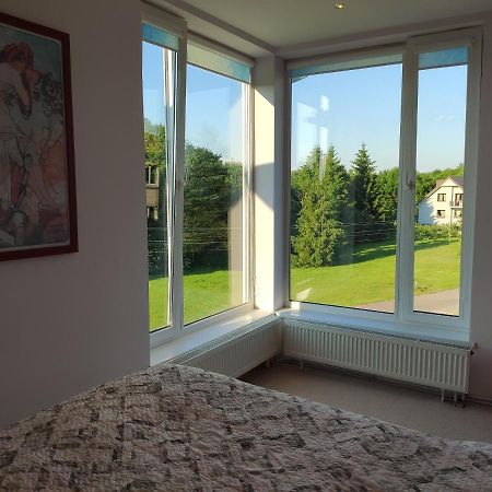 Spacious & Cozy Apartment With Forest View Zapyskis 外观 照片